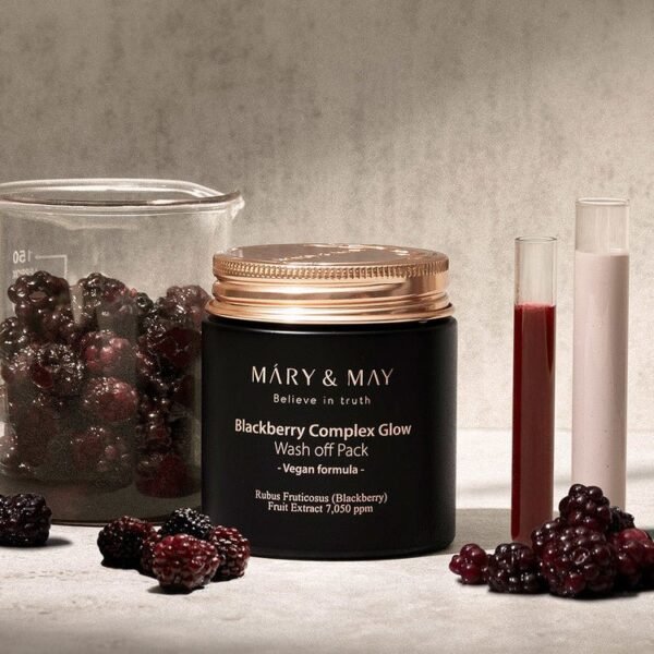 BlackBerry Complex Glow Wash Off Pack - Mary&May