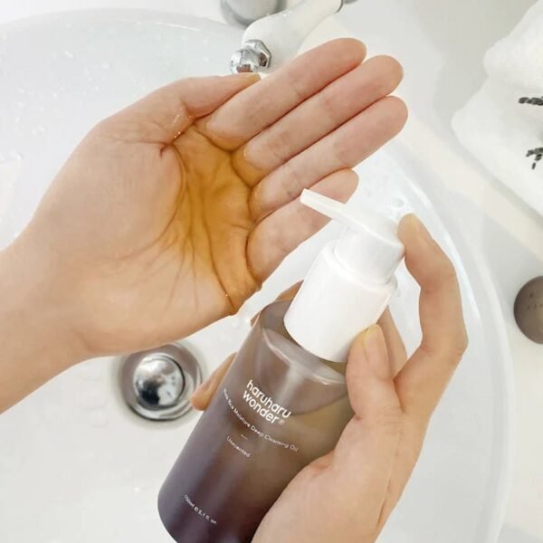 WONDER Black Rice Moisture Deep Cleansing Oil 150ml - HaruHaru Wonder