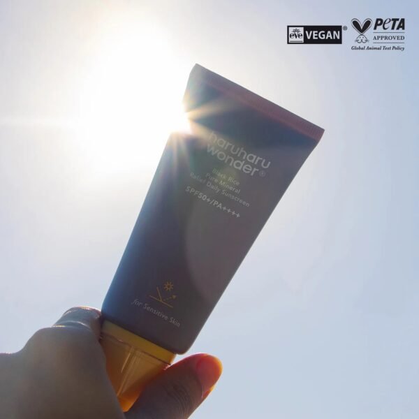 Black Rice Pure Mineral Relief Daily Sunscreen 50ml - HaruHaru Wonder